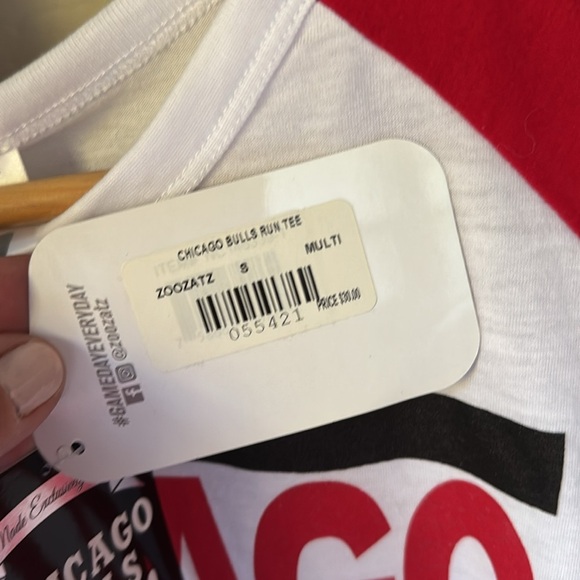 Chicago Bulls shirt cropped small cotton poly blend new women’s - Picture 4 of 4